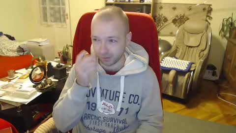 Snapshot of hairyass25yo chatting on 12.09.24 Puppy3 StockyDaddiesmusclebearsbeefybigmans online show from 12.09.24