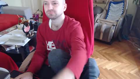 Snapshot of hairyass25yo chatting on 12.13.24 Puppy3 StockyDaddiesmusclebearsbeefybigmans online show from 12.13.24