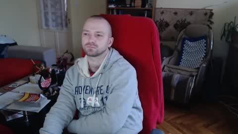 Snapshot of hairyass25yo chatting on 12.13.24 Puppy3 StockyDaddiesmusclebearsbeefybigmans online show from 12.13.24