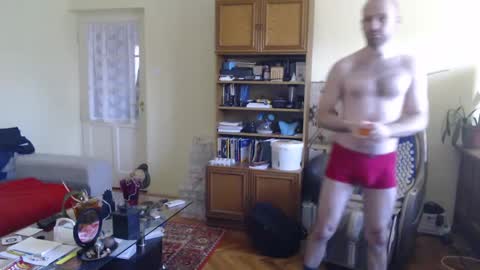 Snapshot of hairyass25yo chatting on 12.15.24 Puppy3 StockyDaddiesmusclebearsbeefybigmans online show from 12.15.24