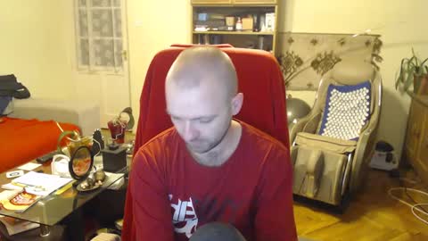 Snapshot of hairyass25yo chatting on 12.15.24 Puppy3 StockyDaddiesmusclebearsbeefybigmans online show from 12.15.24