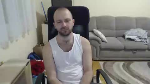 Snapshot of hairyass25yo chatting on 01.17.25 Puppy3 StockyDaddiesmusclebearsbeefybigmans online show from 01.17.25