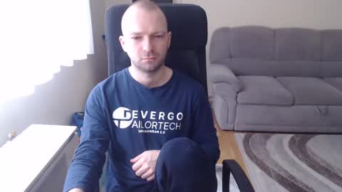 Snapshot of hairyass25yo chatting on 01.24.25 Puppy3 StockyDaddiesmusclebearsbeefybigmans online show from 01.24.25