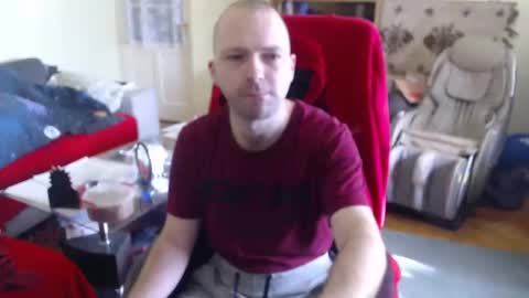 Snapshot of hairyass25yo chatting on 02.17.25 Puppy3 StockyDaddiesmusclebearsbeefybigmans online show from 02.17.25
