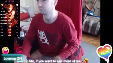 Snapshot of hairyass25yo chatting on 02.28.25 Puppy3 StockyDaddiesmusclebearsbeefybigmans online show from 02.28.25