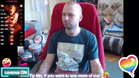 Snapshot of hairyass25yo chatting on 03.08.25 Puppy3 StockyDaddiesmusclebearsbeefybigmans online show from 03.08.25