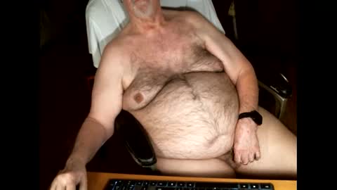 hairybear813 online show from 05.18.26