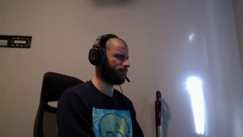 hairydadbod6 online show from 12.04.24