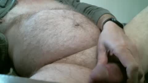 Snapshot of hairydude962 chatting on 01.25.25 hairydude962 online show from 01.25.25