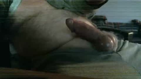 Snapshot of hairydude962 chatting on 11.10.25 hairydude962 online show from 11.10.25