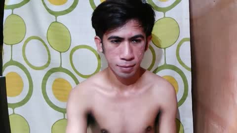 Snapshot of hairyhugecock_22 chatting on 09.24.25 hairyhugecock_22 online show from 09.24.25