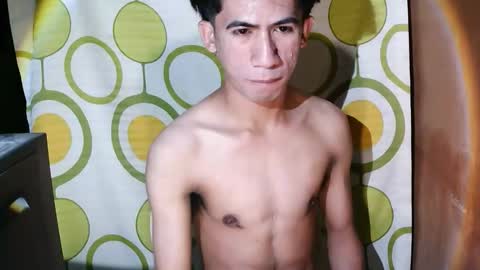 Snapshot of hairyhugecock_22 chatting on 10.23.25 hairyhugecock_22 online show from 10.23.25