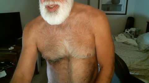 Snapshot of hairypecsguy chatting on 07.03.26 Hairy pecs online show from 07.03.26