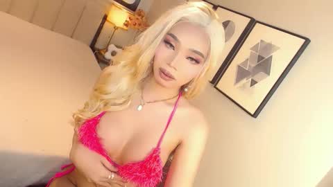 YOUR SIDECHIC HAILEY online show from 09.10.25