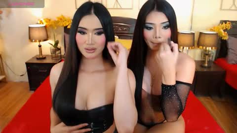 YOUR SIDECHIC HAILEY online show from 10.10.25