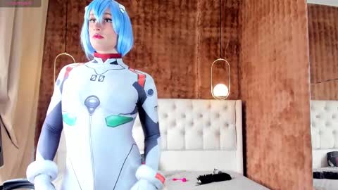 Snapshot of hakurukushka chatting on 02.21.25 Haku Please help me with your thumbs up its important online show from 02.21.25