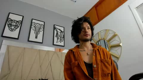 Snapshot of hal_steed chatting on 04.12.26 Hal Steed online show from 04.12.26