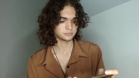 Snapshot of halan_jr chatting on 12.17.24 halan online show from 12.17.24