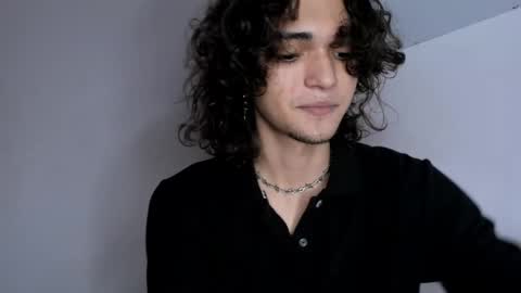 Snapshot of halan_jr chatting on 12.17.24 halan online show from 12.17.24