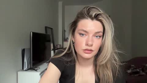 haley_rune online show from 02.03.25