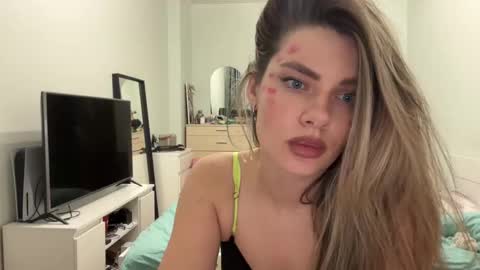 haley_rune online show from 02.14.25