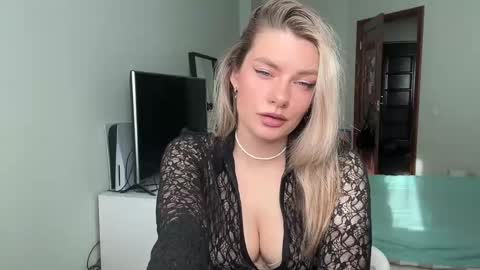 haley_rune online show from 02.20.25