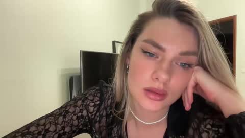 haley_rune online show from 02.20.25