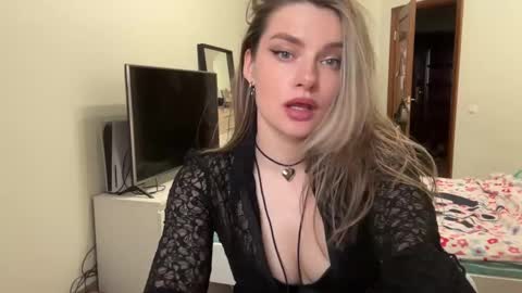 haley_rune online show from 02.24.25