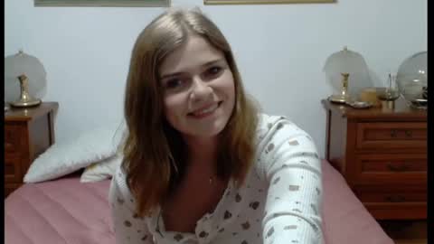 Snapshot of haleyreedme chatting on 03.11.25 Haley online show from 03.11.25