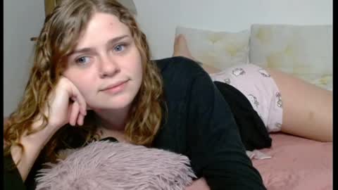Snapshot of haleyreedme chatting on 03.12.25 Haley online show from 03.12.25