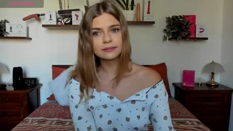 Snapshot of haleyreedme chatting on 09.30.25 Haley online show from 09.30.25