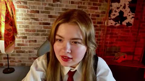 HaleySun online show from 10.23.25