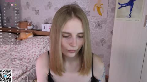 Snapshot of halie_cross chatting on 12.09.24 Nellie online show from 12.09.24