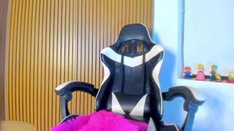 Anahis online show from 10.30.25