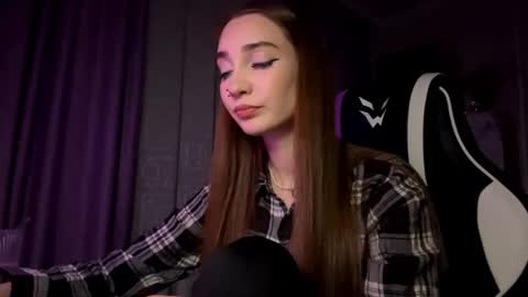 Holly online show from 11.29.25