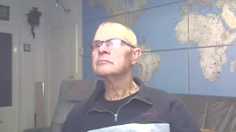 Prefer men 80 online show from 03.08.25