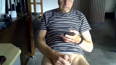 Prefer men 80 online show from 06.14.26