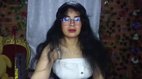 HANMy Dears make sure to follow me here create a FREE account if you dont have one and chat thank you. online show from 01.05.25