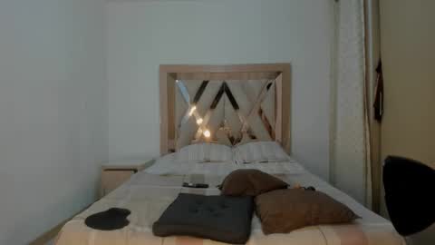 Hana Montes- online show from 09.19.25