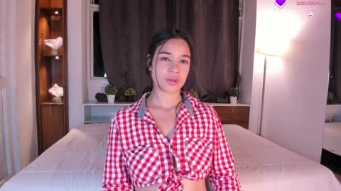 Hanna  Everyday From 1430 to 2130 Col Time online show from 12.21.24