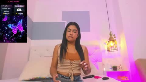 hanah_gray online show from 02.22.25