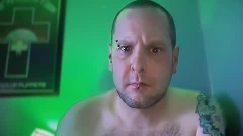 hand_banana_420 online show from 11.01.25