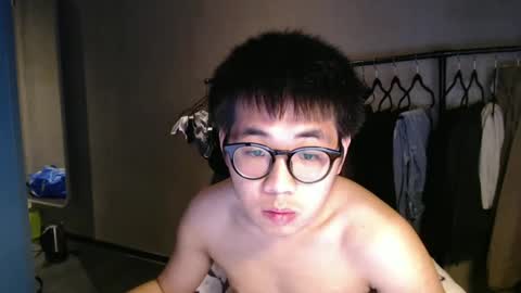 handsome_mannn online show from 02.15.25
