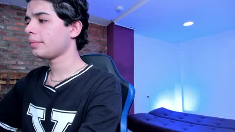 leonardfarrucknick and otis online show from 04.17.26