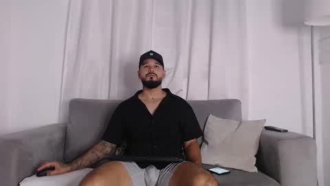 Handsomen online show from 03.20.26