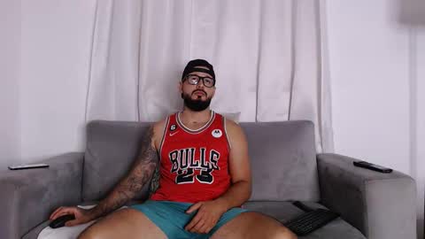 Handsomen online show from 04.07.26