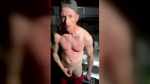 Snapshot of handsomerob42 chatting on 06.16.26 handsomerob42 online show from 06.16.26