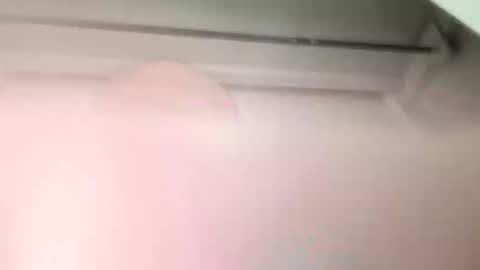 Snapshot of handylong88 chatting on 10.22.25 handylong88 online show from 10.22.25