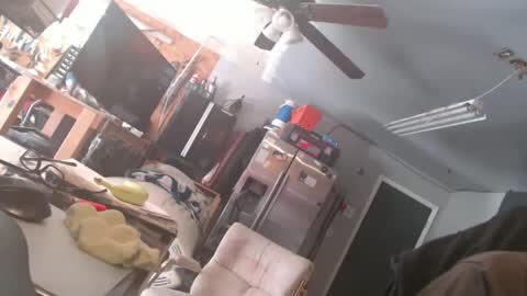 Snapshot of handyman5303 chatting on 12.11.24 Handystudman online show from 12.11.24