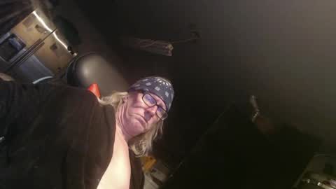 Snapshot of handyman5303 chatting on 03.06.25 Handystudman online show from 03.06.25